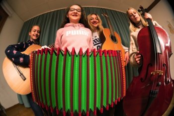 Kids: Folkfabrik Horw und VolksmusikEnsemble Region Sursee